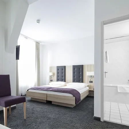 Loetschberg Hotell