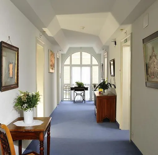 Loetschberg Hotel 3*